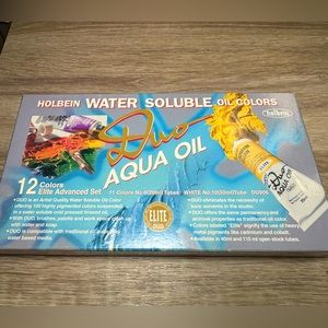 Water soluble oil colors 🎨 by Holbein